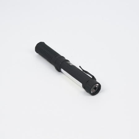 Фонарь ручной Gauss модель GFL109 4W 200lm 3xAAA LED 1/12/72